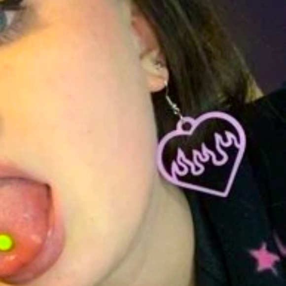 Heart earrings - Picture 4 of 8